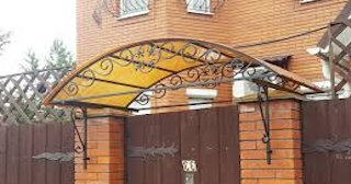 Навесы над калиткой - монтаж в Солнечногорске от ИП Мозгов А. А. | от 1773 рублей